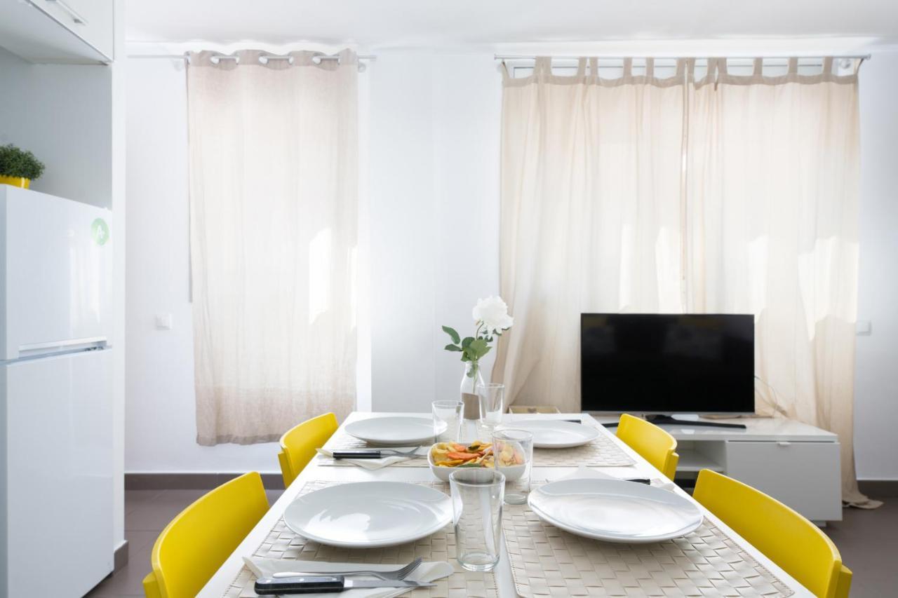 Apartamentos Cornellalux Cornella de Llobregat Exterior photo