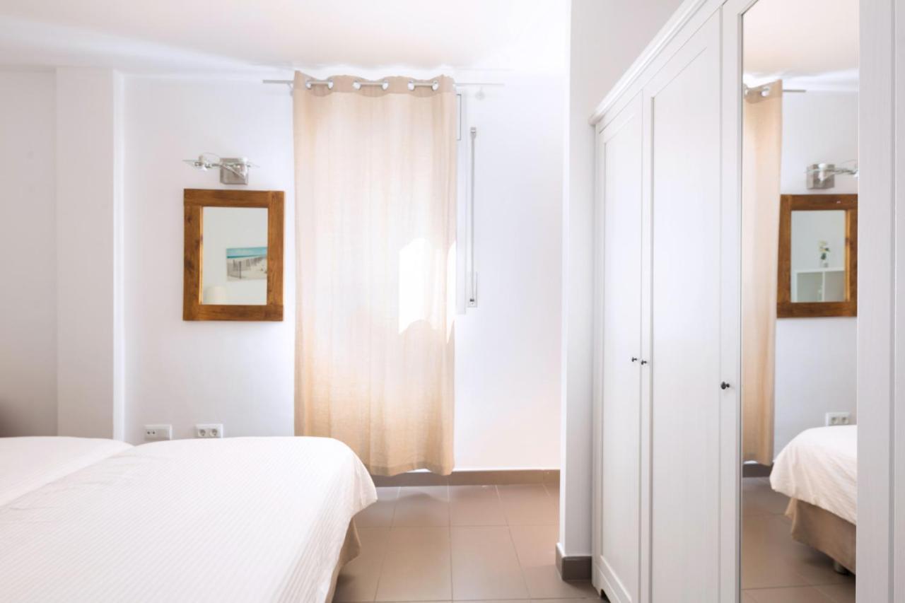 Apartamentos Cornellalux Cornella de Llobregat Exterior photo