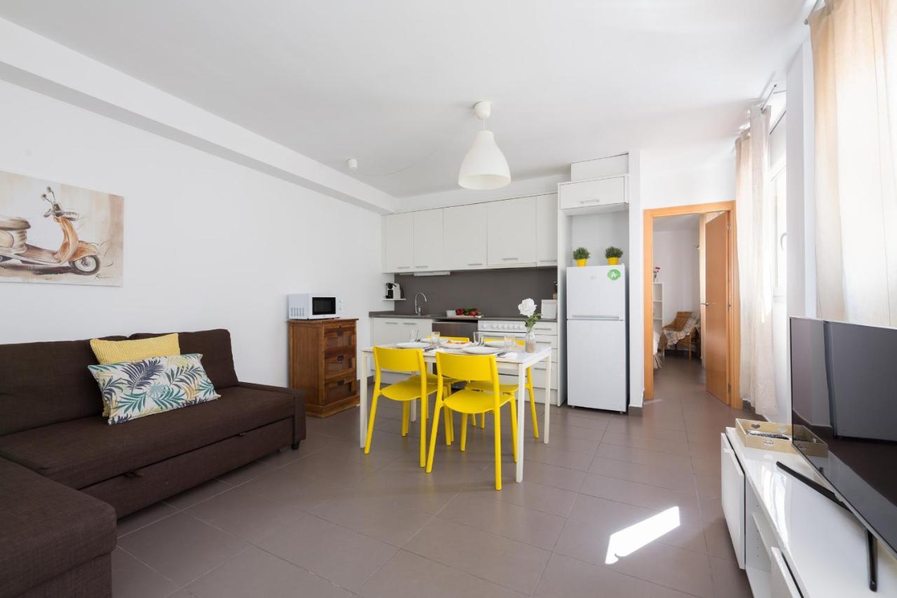 Apartamentos Cornellalux Cornella de Llobregat Exterior photo
