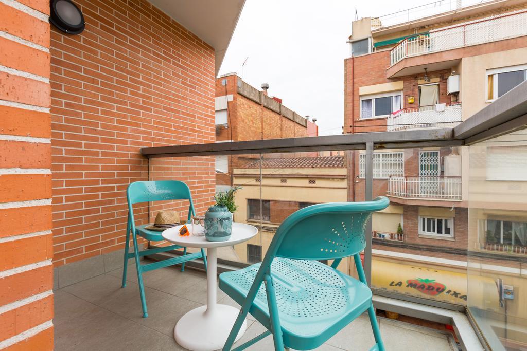 Apartamentos Cornellalux Cornella de Llobregat Exterior photo