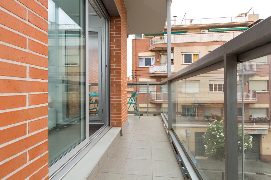 Apartamentos Cornellalux Cornella de Llobregat Exterior photo