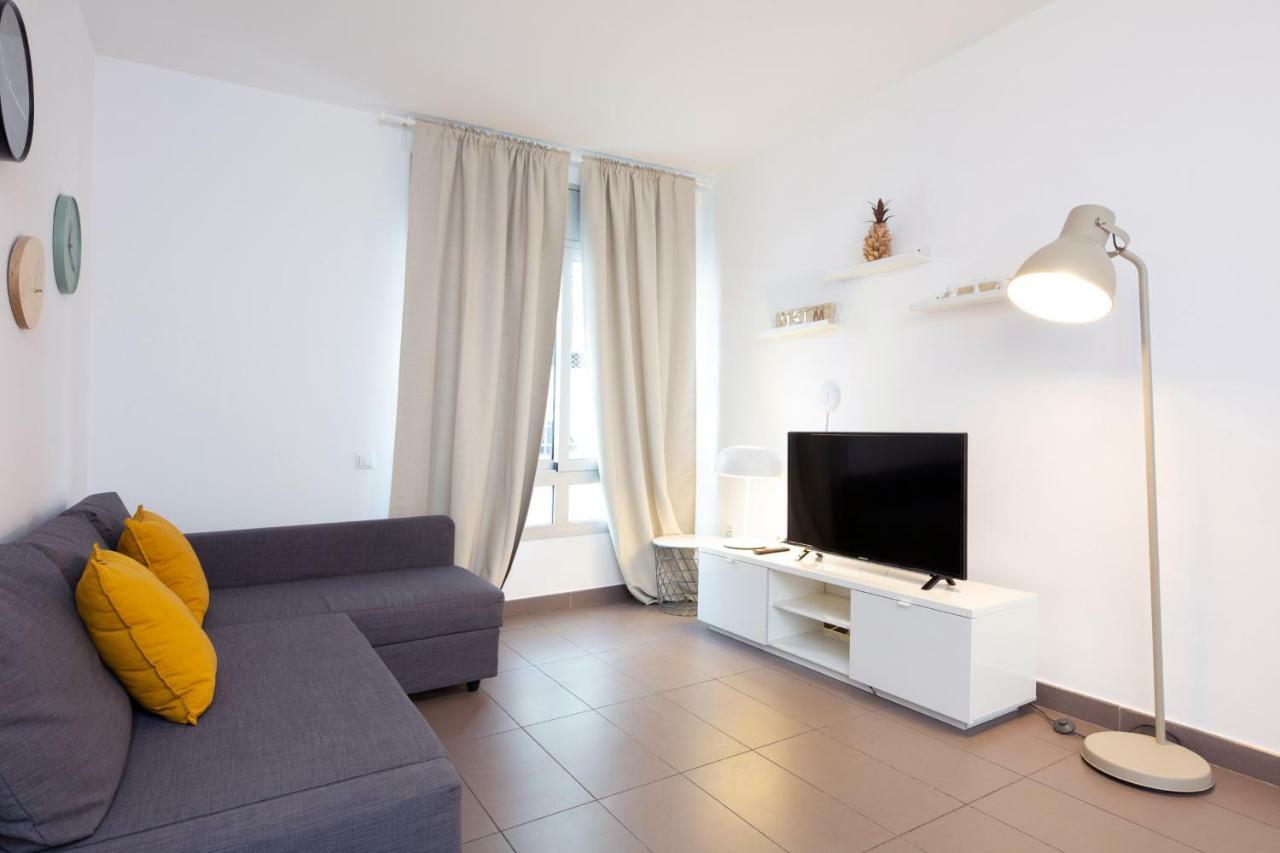 Apartamentos Cornellalux Cornella de Llobregat Exterior photo