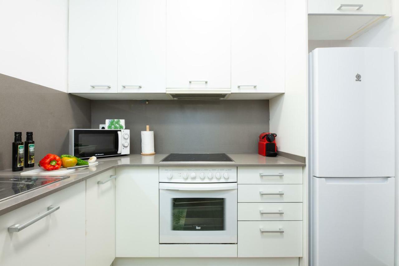 Apartamentos Cornellalux Cornella de Llobregat Exterior photo