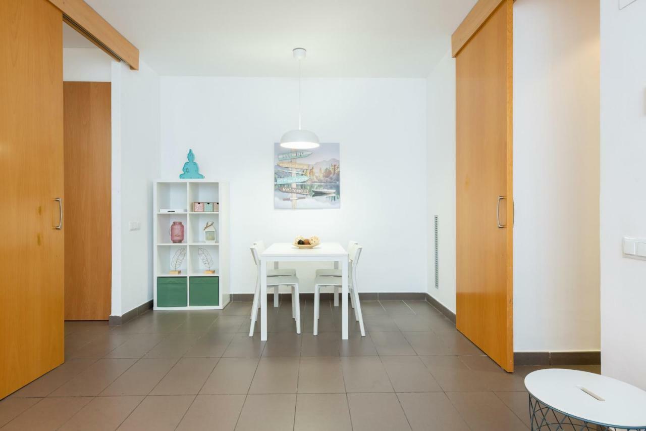 Apartamentos Cornellalux Cornella de Llobregat Exterior photo